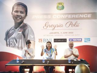 印尼名将波莉举办退役发布会 正式告别国际赛场